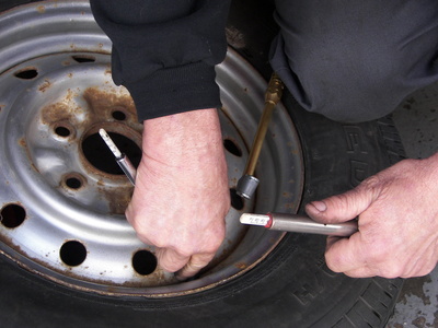 How to Change a Tire on a Volkswagon Golf