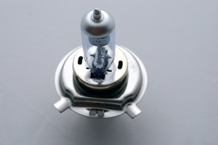 How to Change a Dome Light in a 2006 Honda CRV