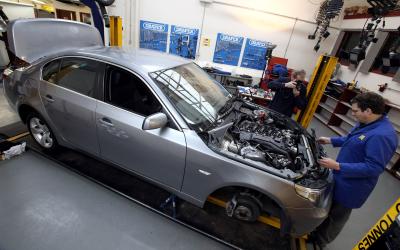 How to Change the Cabin Air Filter in a 5 Series BMW