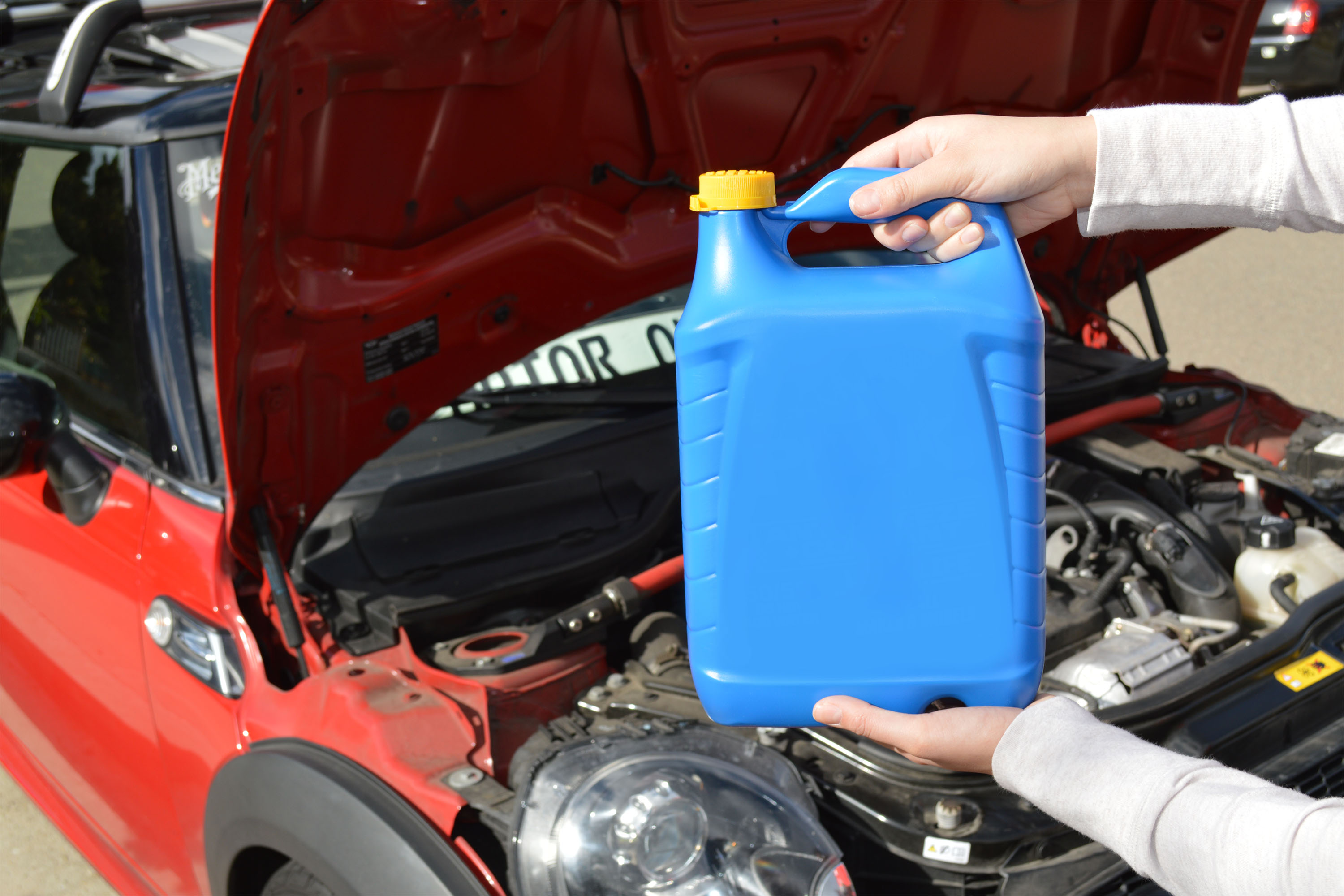 How to Add Coolant to a Mini Cooper (with Pictures)