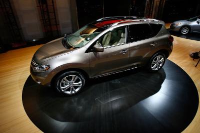 How to Replace the Power Steering Hose in a Murano