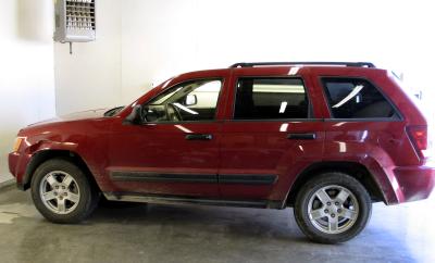 How to Disarm the Perform Service Signal on the Jeep Grand Cheroke Laredo