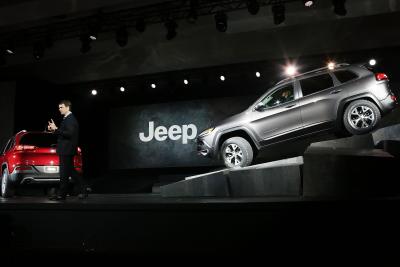 How to Change the Instrument Panel Lights on a Jeep Cherokee