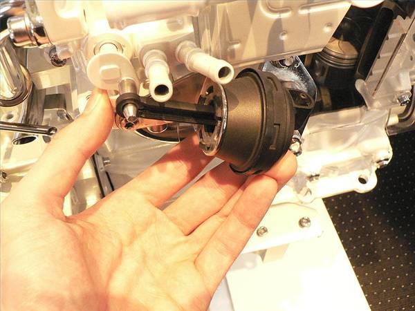 How to Fix a EGR Valve for a Ford Focus
