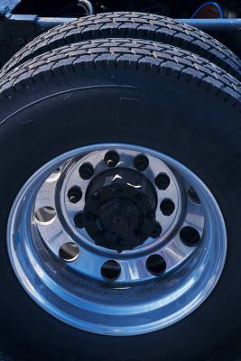 Symptoms of a Broken Shaft Axle