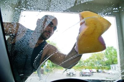 Can Heat Build Up Break a Car Window?