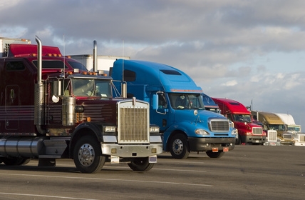 Preventative Maintenance Checklist for Tractor Trailers