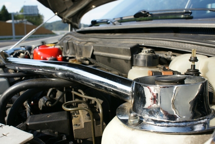 How to Remove the Front Grill on a Geo Tracker