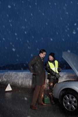 How to Keep an Engine Block Warm in Cold Weather