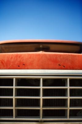 How to Remove the Grill on a Jetta