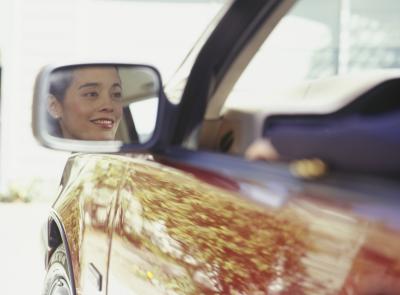 How to Replace the Hyundai Sonata Driver's Side Mirror