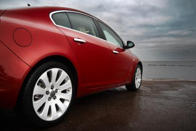 Reasons for Losing Tire Pressure (with Pictures)
