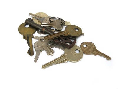 How do I Get New Keys Made for a Mercedes?