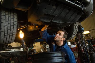 What Is an Automatic Locking Rear Differential?