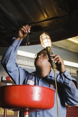 How to Reset the Change Oil Light on a 2008 Toyota Tundra