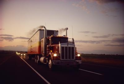 How to Polish My Alcoa 18-Wheeler Rims