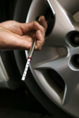 How to Turn Off the Tire Air Pressure Monitoring System in a Ford Freestar