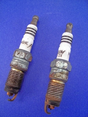 How to Replace 2002 Ford Explorer Spark Plugs