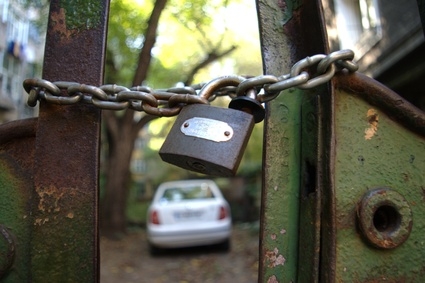 How to Make a Homemade Car Alarm