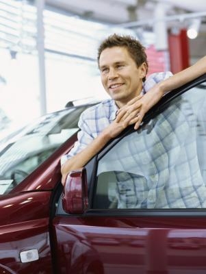 How to Adjust a Viper Car Alarm