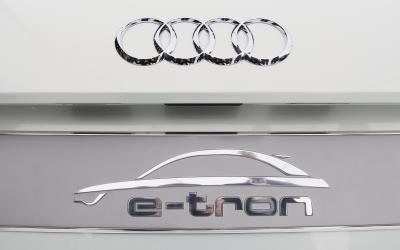 How to Operate an Audi Navigation System