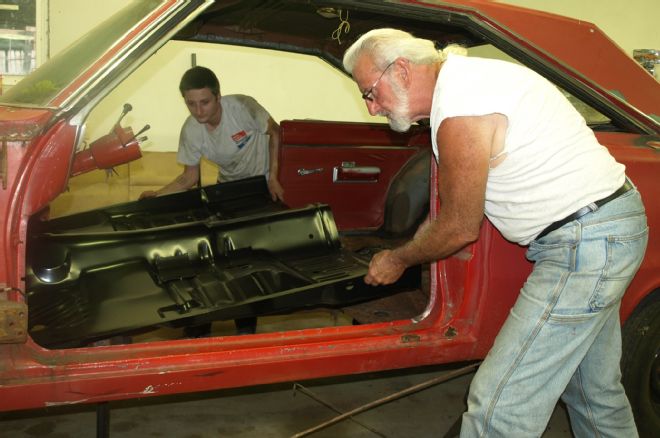 19 1967 Plymouth Belvedere Replacing Floorpan