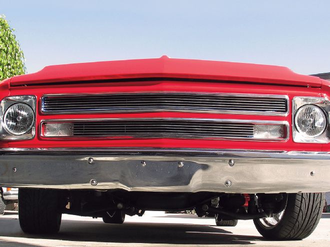 Giving a 1968 Chevrolet C10 a facelift without going under the knife