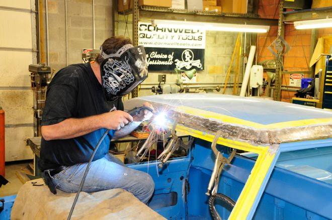 1967 Chevrolet C10 Welding Front Of Roof