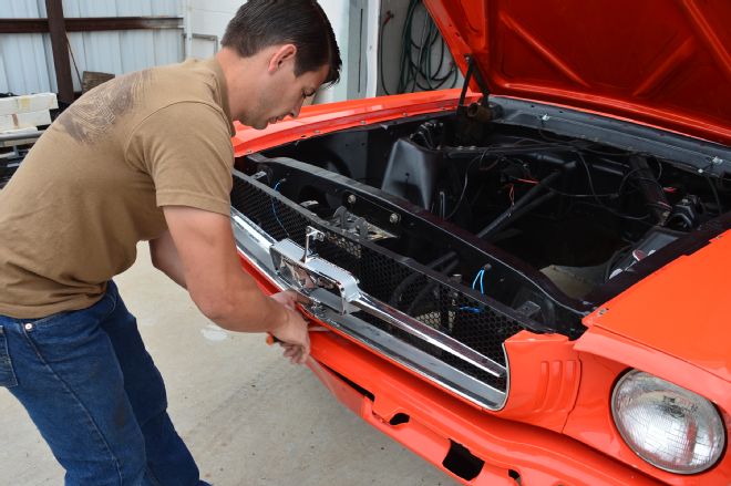 5 1965 Ford Mustang Engine Bay