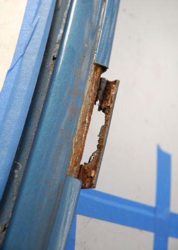 A Pillar Rust Repair Damaged Piece
