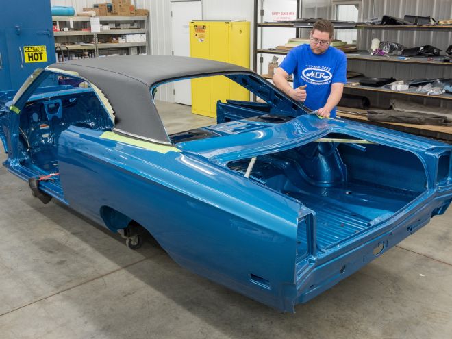 1969 Plymouth Road Runner - How To Replace A Vinyl Top Without Ruining It!