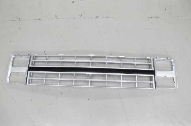 1985 Chevrolet C10 New Grille