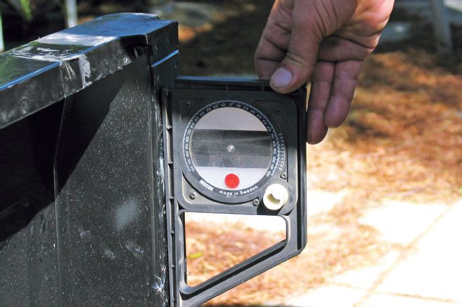 Chevrolet Fleetside Using Level To Check 90 Degrees