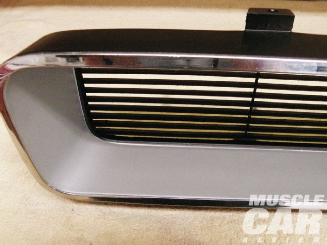 1965 Pontiac Gto Lemans Grille Clean Line Between Black Surround Chrome Front Edge And Flat Aluminum Interior