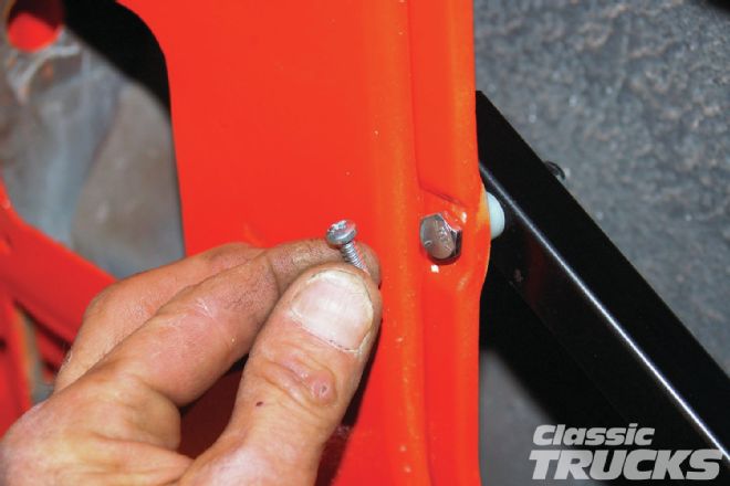 Sheetmetal Screws Fasten Bar To Door