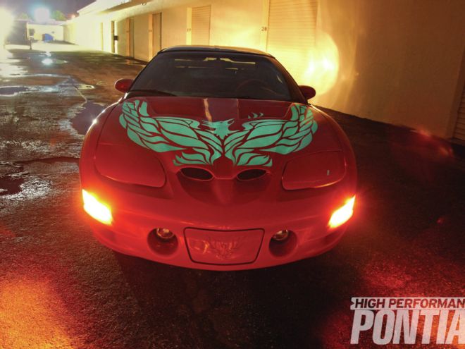How to Make a 1998 Pontiac Trans Am Glow in the Dark