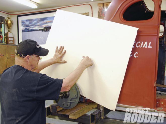 How to Rework a Wheelwell on Your 1933-1934 Ford - Street Rodder