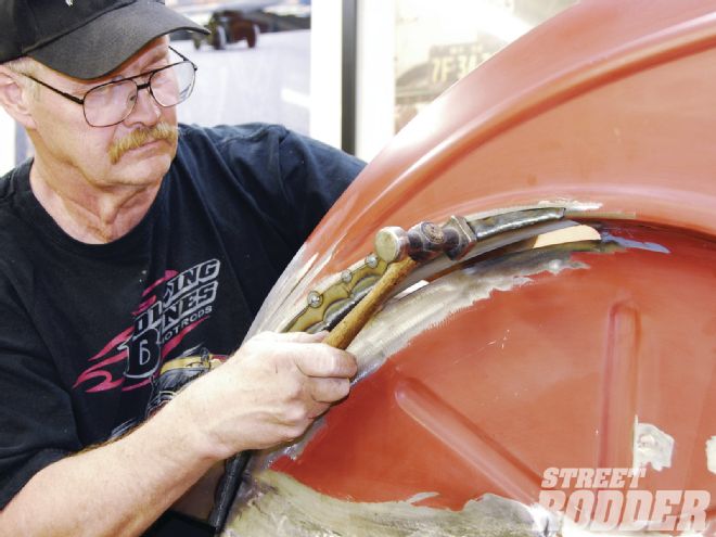 How to Rework a Wheelwell on Your 1933-1934 Ford - Street Rodder