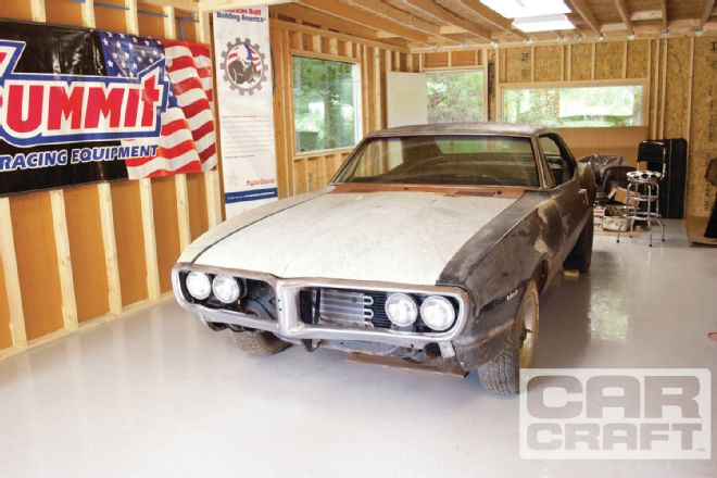 1967 Pontiac Firebird Garage