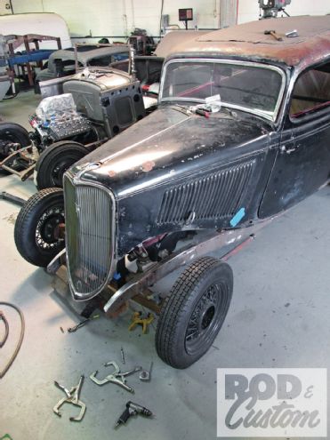 1933 Ford Tudor Front View