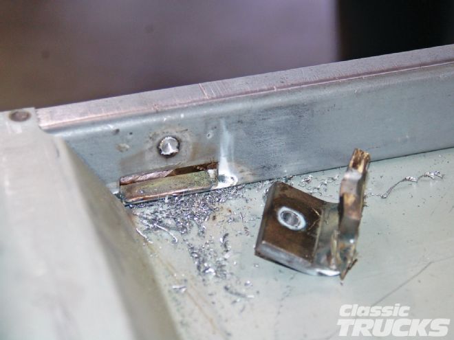 1963 Chevy Truck Tailgate Spot Weld