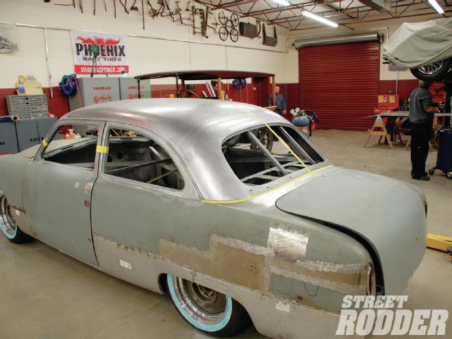 03 1951 Ford Sedan Roof Modification Bare Metal Roof