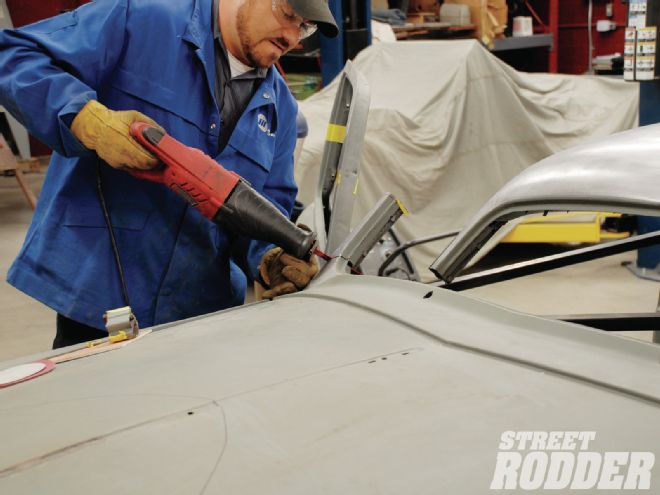 20 1951 Ford Sedan Roof Modification A Pillar Bottom Radius