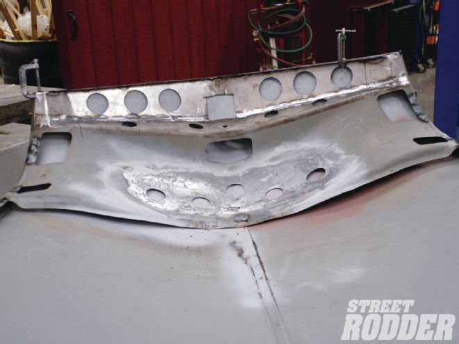 20 1951 Ford Shoebox Hood Modification Inner Brace