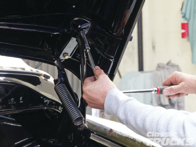 Eddie Motorsports Hood Hinge Install Unbolting Old Hinges From Hood