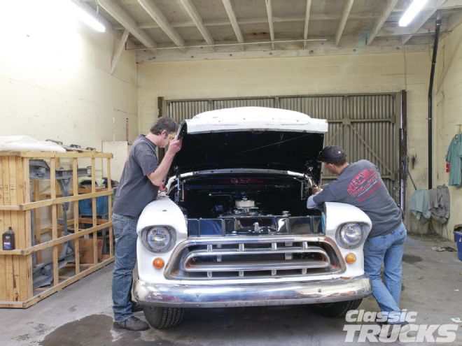 Eddie Motorsports Hood Hinge Install Placing Hood Back On Hinges