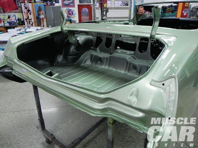 1970 Oldsmobile 442 Body Painting Trunk Masked