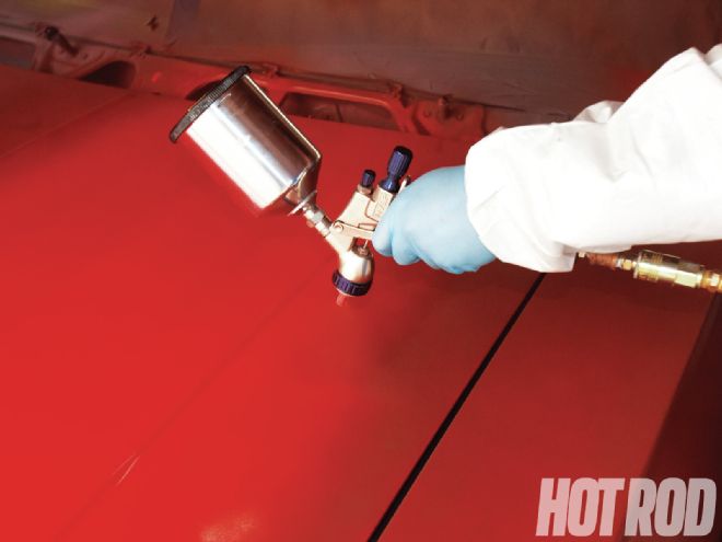 Hrdp 1304 26+how To Paint Your Car In A Weekend+applying Red Paint