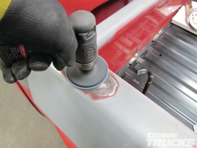 1302clt 01 O +tailgate Upgrade Repair+working On Tailgate