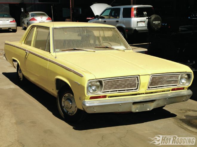 1211phr 02 Z+1968 Plymouth Valiant+weekend Restoration